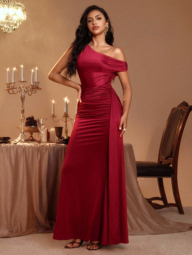 Glamine Vestido maxi extra largo de tela brillante en color azul claro con escote en V profundo, hombros descubiertos y cuello asimétrico, elegante, sexy y lujoso, para vacaciones, nuevo lanzamiento de otoño para mujeres