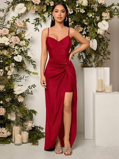 SHEIN Belle Vestido de dama de honor con abertura lateral y detalle de pliegue delantero en color rojo burdeos